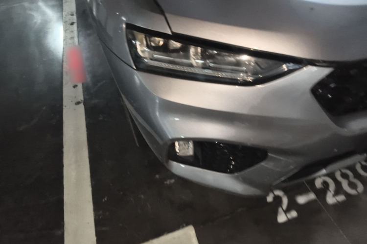 Used Wey VV7 2017 2.0T Flagship Model Right Front Headlight