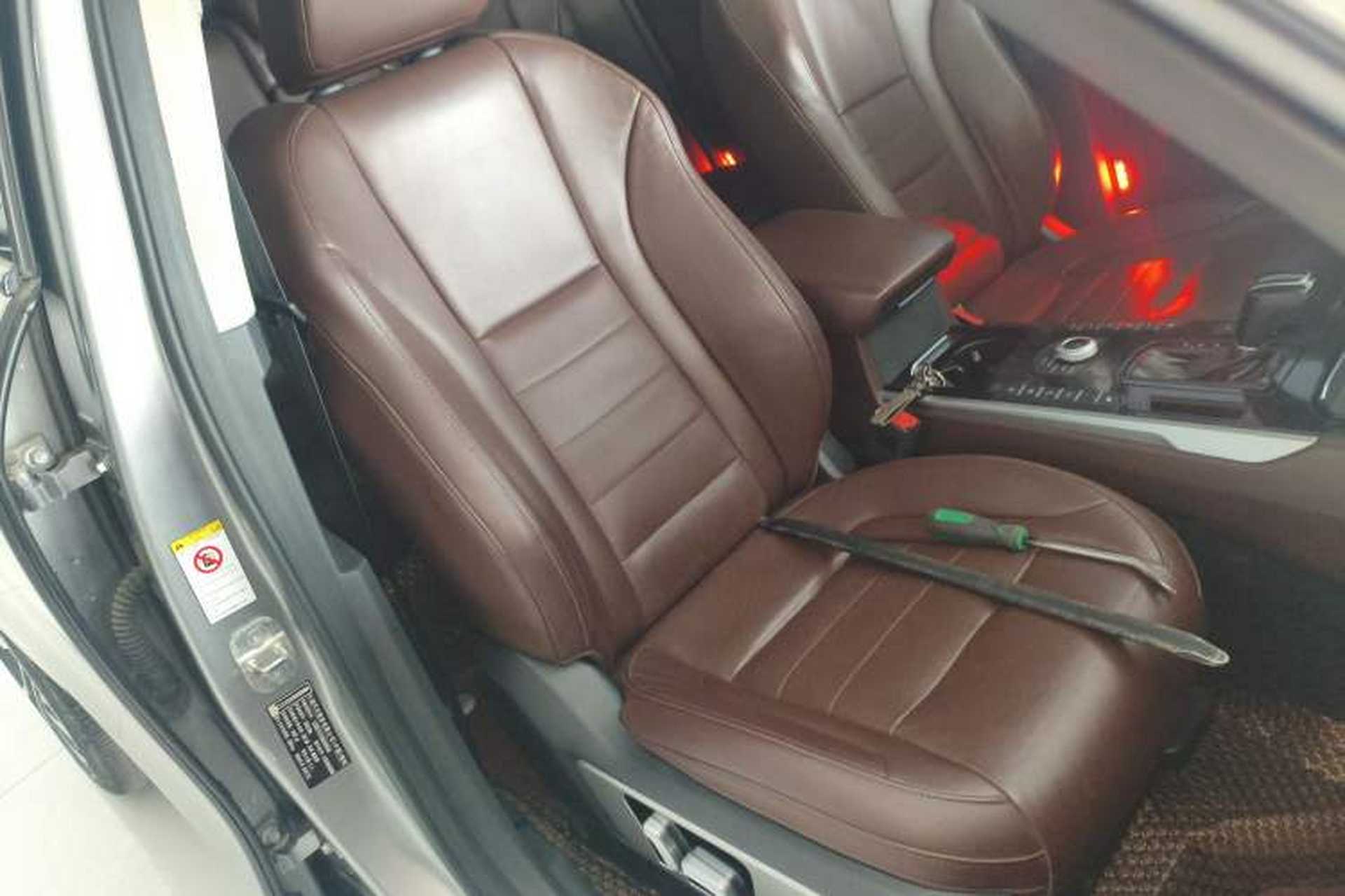 Used Wey VV7 2017 2.0T Flagship Model Right Front Seat