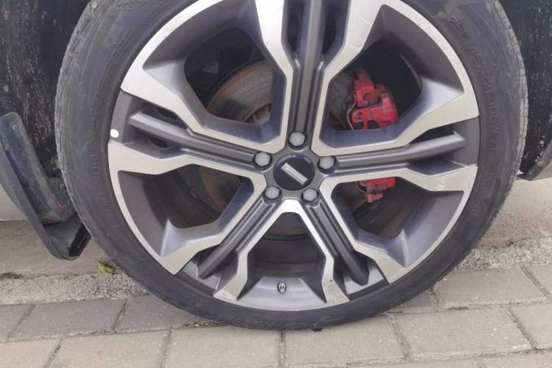 Used Wey VV7 2017 2.0T Flagship Model Right Front Wheel Hub