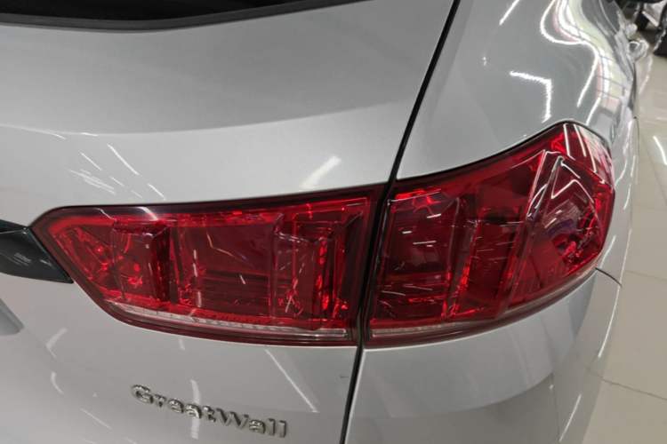 Used Wey VV7 2017 2.0T Flagship Model Right Rear Taillight