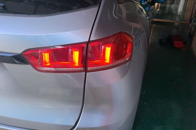 Used Wey VV7 2017 2.0T Flagship Model Right Rear Taillight