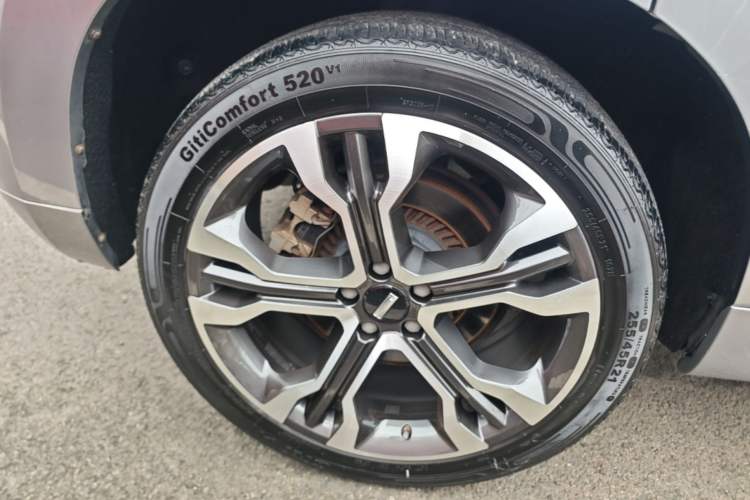 Used Wey VV7 2017 2.0T Flagship Model Right Rear Wheel Hub