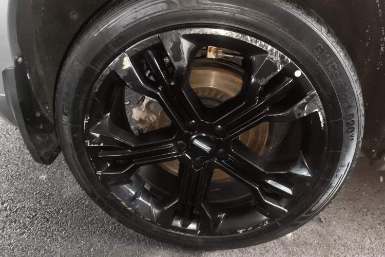 Used Wey VV7 2017 2.0T Flagship Model Right Rear Wheel Hub
