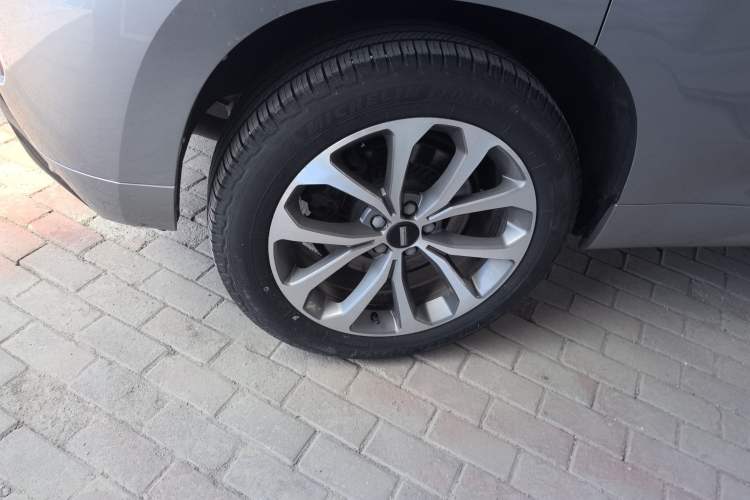 Used Wey VV7 2017 2.0T Ultra-Luxury Version Right Rear Wheel Hub