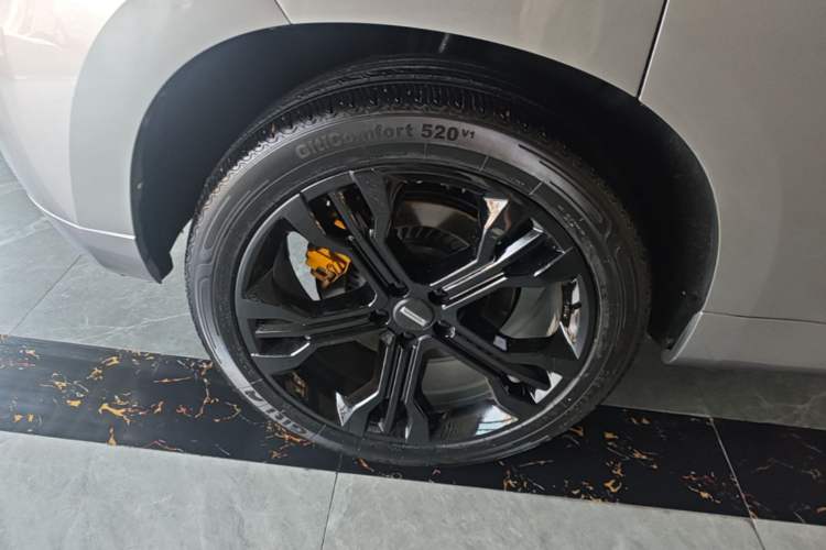 Used Wey VV7 2017 2.0T Flagship Model Right Rear Wheel Hub