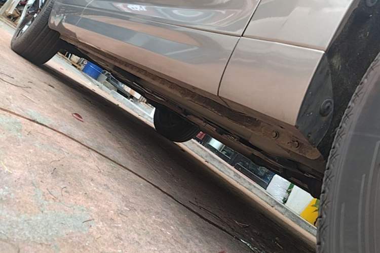 Used Wey VV7 2017 2.0T Flagship Model Right Side Sill