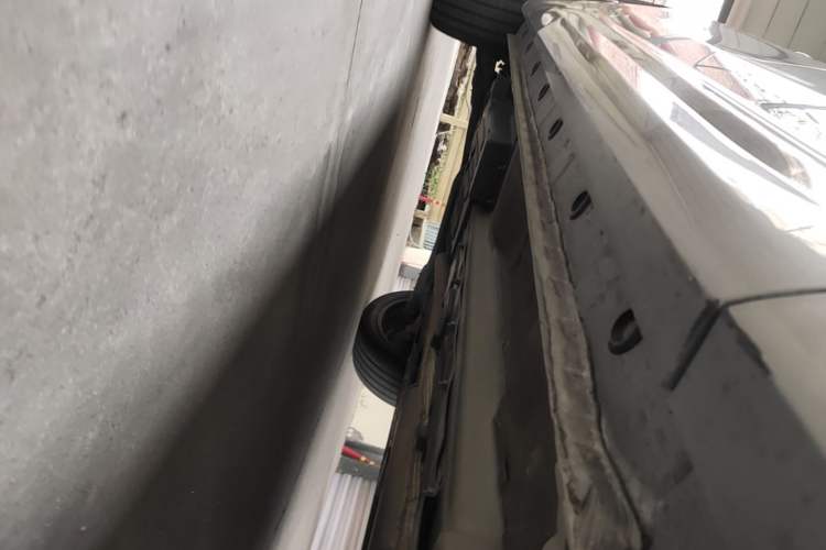Used Wey VV7 2017 2.0T Luxury Model Right Side Sill