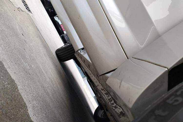 Used Wey VV7 2017 2.0T Flagship Model Right Side Sill