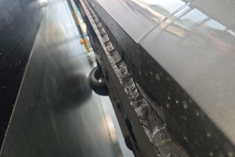 Used Wey VV7 2017 2.0T Flagship Model Right Side Sill