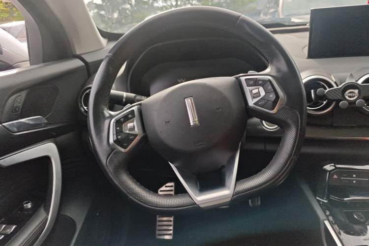 Used Wey VV7 2017 2.0T Flagship Model Steering Wheel