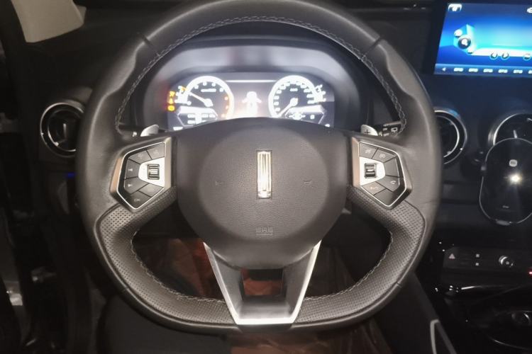 Used Wey VV7 2017 2.0T Luxury Model Steering Wheel