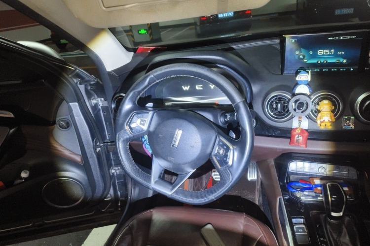 Used Wey VV7 2017 2.0T Flagship Model Steering Wheel