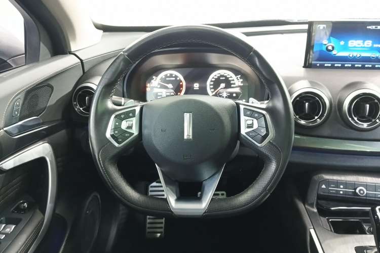 Used Wey VV7 2017 2.0T Flagship Model Steering Wheel