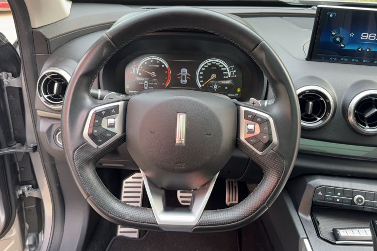 Used Wey VV7 2017 VV7c 2.0T Flagship Model Steering Wheel