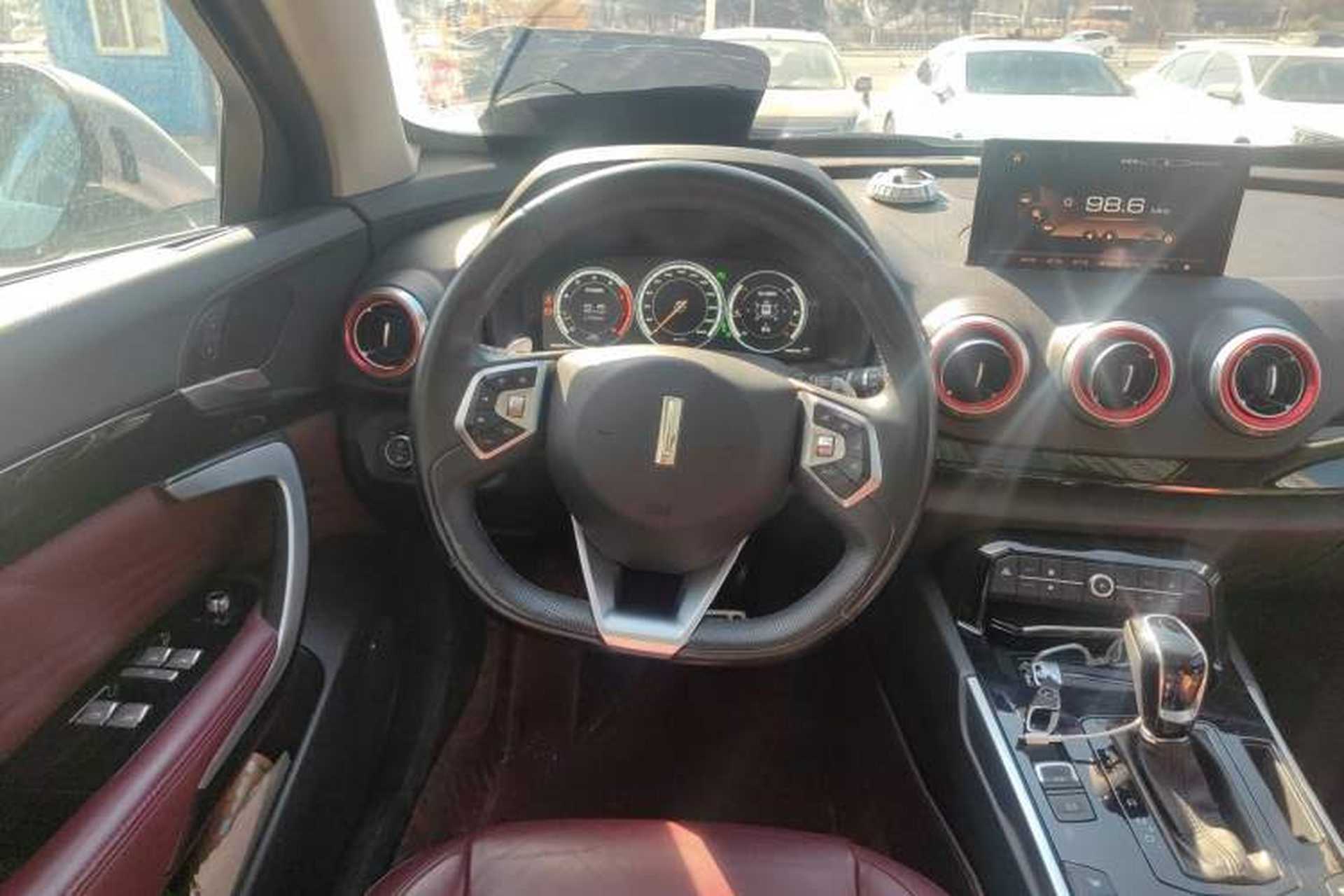 Used Wey VV7 2017 2.0T Flagship Model Steering Wheel