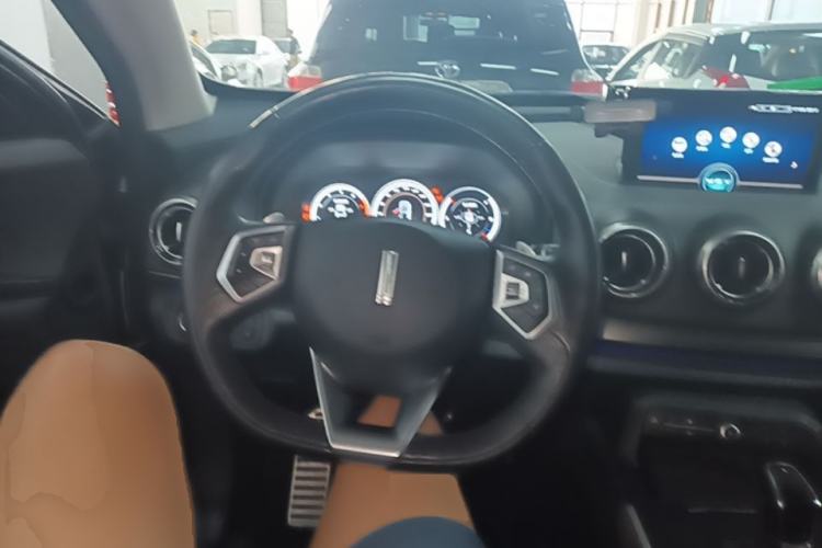 Used Wey VV7 2017 2.0T Flagship Model Steering Wheel
