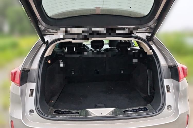 Used Wey VV7 2017 2.0T Ultra-Luxury Version Trunk