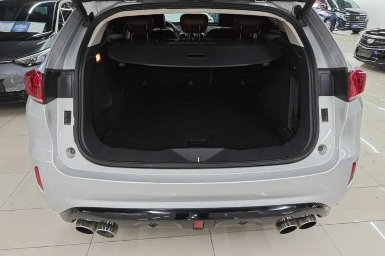 Used Wey VV7 2017 2.0T Flagship Model Trunk