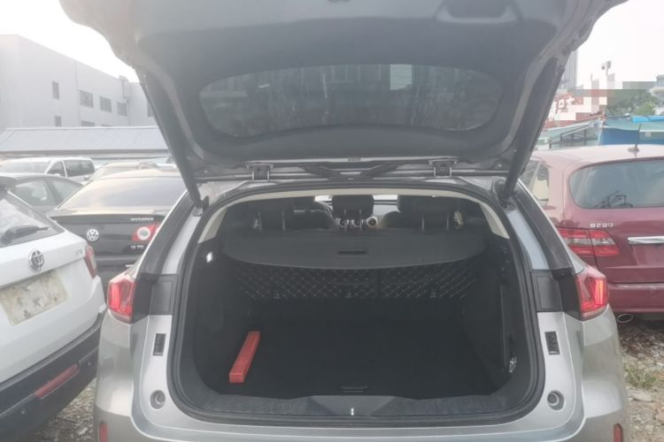 Used Wey VV7 2017 2.0T Flagship Model Trunk
