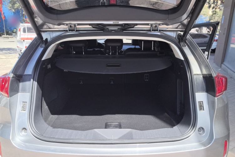 Used Wey VV7 2017 2.0T Ultra-Luxury Version Trunk