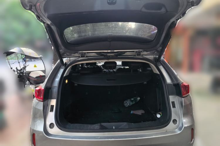 Used Wey VV7 2017 2.0T Flagship Model Trunk