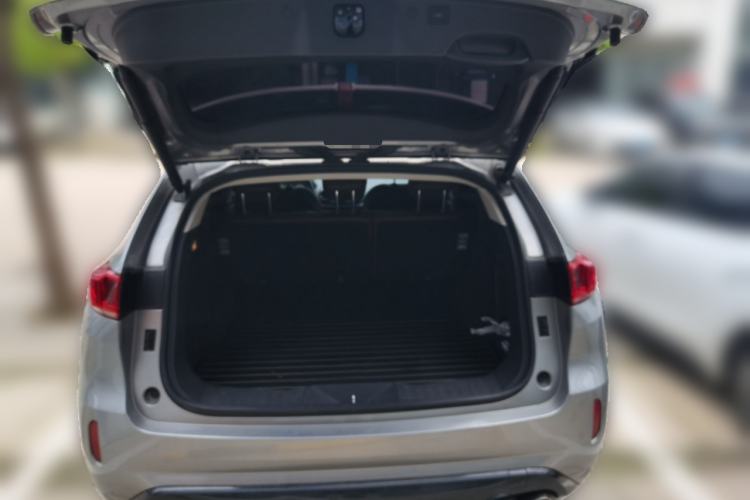 Used Wey VV7 2017 2.0T Ultra-Luxury Version Trunk