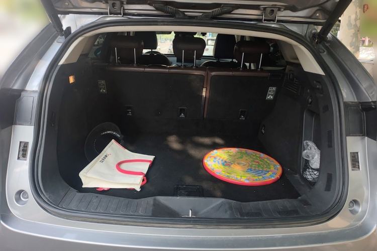 Used Wey VV7 2017 2.0T Flagship Model Trunk