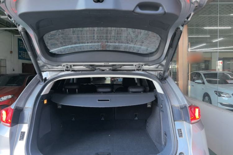 Used Wey VV7 2017 2.0T Flagship Model Trunk