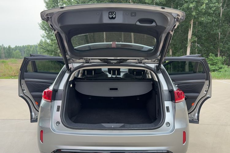 Used Wey VV7 2017 VV7c 2.0T Flagship Model Trunk
