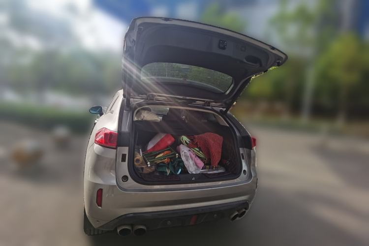 Used Wey VV7 2017 2.0T Flagship Model Trunk