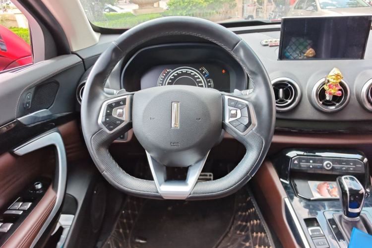 Used Wey VV7 2017 2.0T Flagship Model Steering Wheel