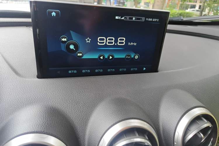 Used Wey VV7 2017 2.0T Ultra-Luxury Version Audio And AC Panel