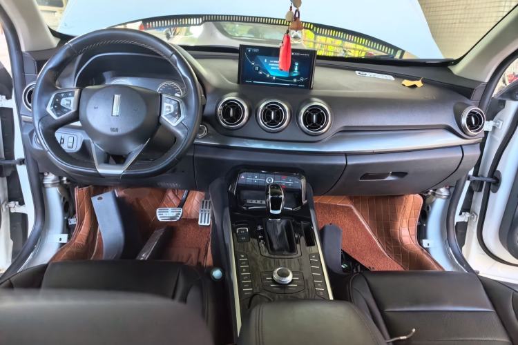 Used Wey VV7 2017 2.0T Ultra-Luxury Version Center Console