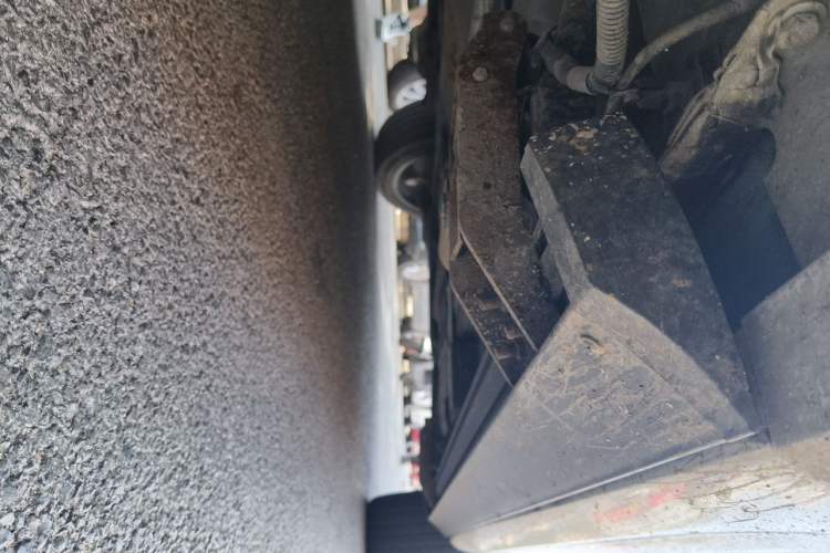 Used Wey VV7 2017 2.0T Flagship Model Chassis Front Left