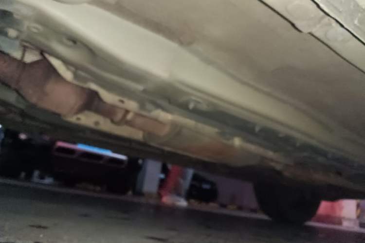 Used Wey VV7 2017 2.0T Flagship Model Chassis Front Left