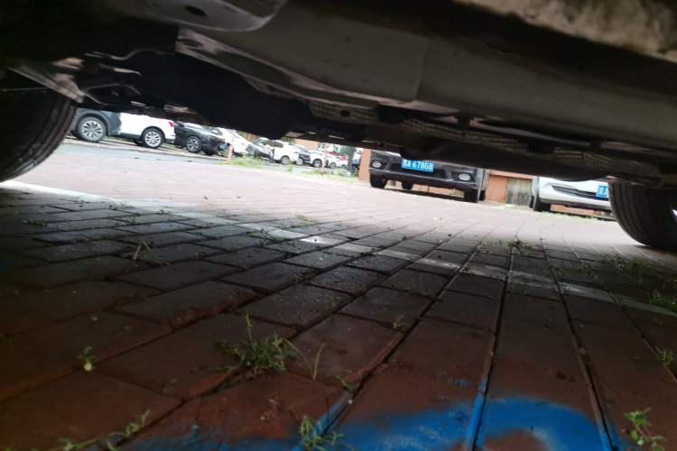 Used Wey VV7 2017 2.0T Flagship Model Chassis Front Left