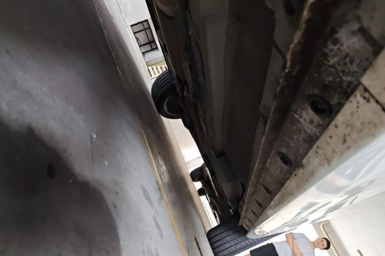 Used Wey VV7 2017 2.0T Flagship Model Chassis Front Left