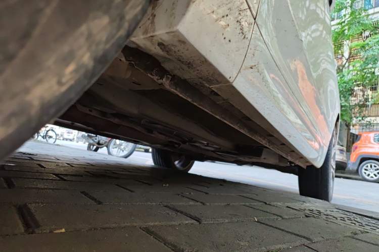 Used Wey VV7 2017 2.0T Flagship Model Chassis Front Left