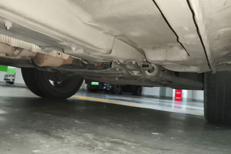 Used Wey VV7 2017 2.0T Ultra-Luxury Version Chassis Front Right