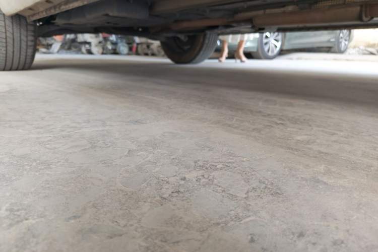 Used Wey VV7 2017 2.0T Ultra-Luxury Version Chassis Front Right