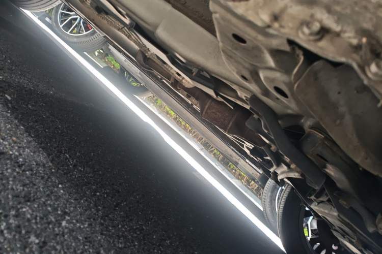 Used Wey VV7 2017 2.0T Flagship Model Chassis Front Right