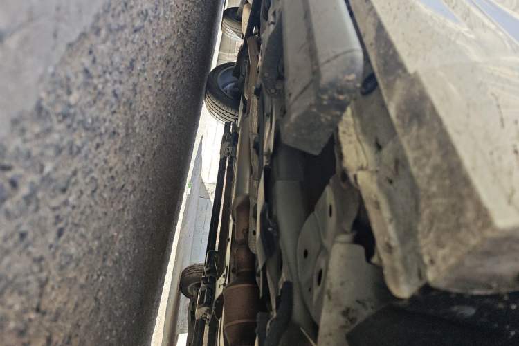 Used Wey VV7 2017 2.0T Flagship Model Chassis Front Right