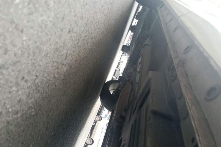 Used Wey VV7 2017 2.0T Flagship Model Chassis Rear Left