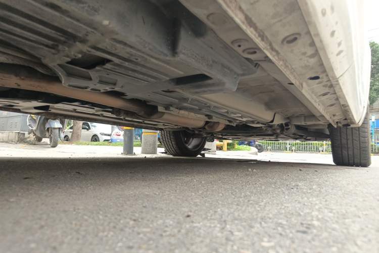Used Wey VV7 2017 2.0T Flagship Model Chassis Rear Right