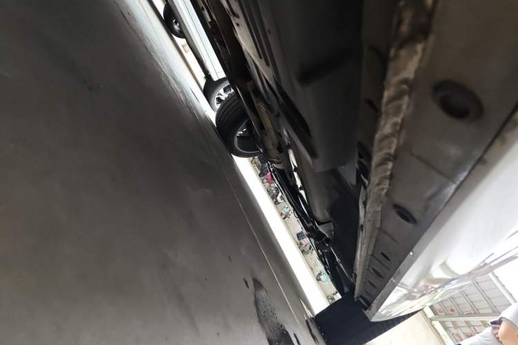 Used Wey VV7 2017 2.0T Flagship Model Chassis Rear Right