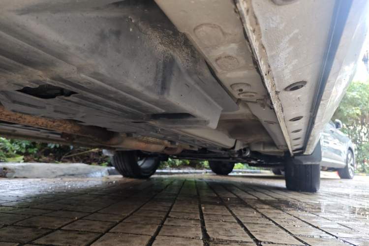 Used Wey VV7 2017 2.0T Flagship Model Chassis Rear Right