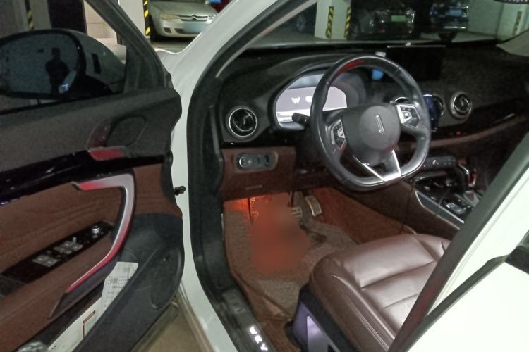 Used Wey VV7 2017 2.0T Flagship Model Driver Seat