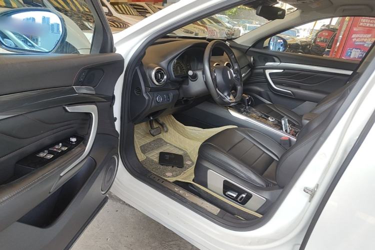 Used Wey VV7 2017 2.0T Luxury Model Driver Seat