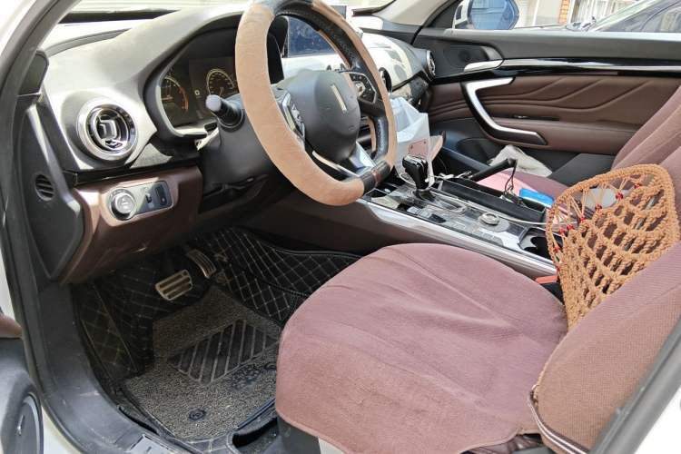 Used Wey VV7 2017 2.0T Flagship Model Driver Seat