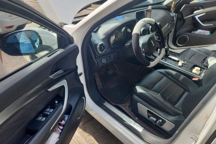 Used Wey VV7 2017 2.0T Luxury Model Driver Seat